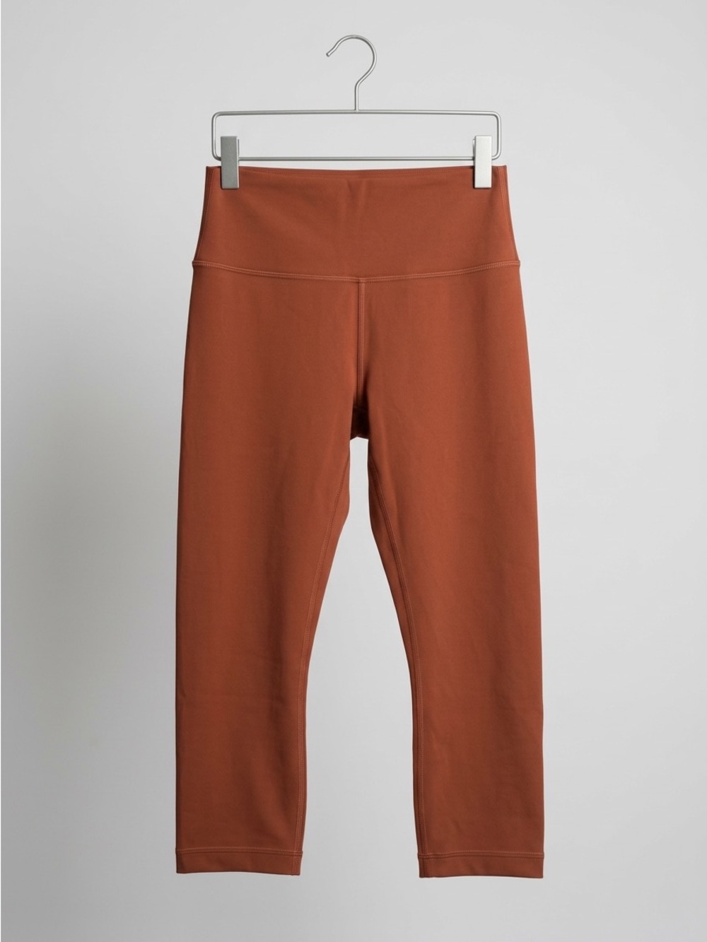 lululemon rust-colored high-rise cropped leggings